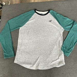 Hollister long sleeve tee shirt.
